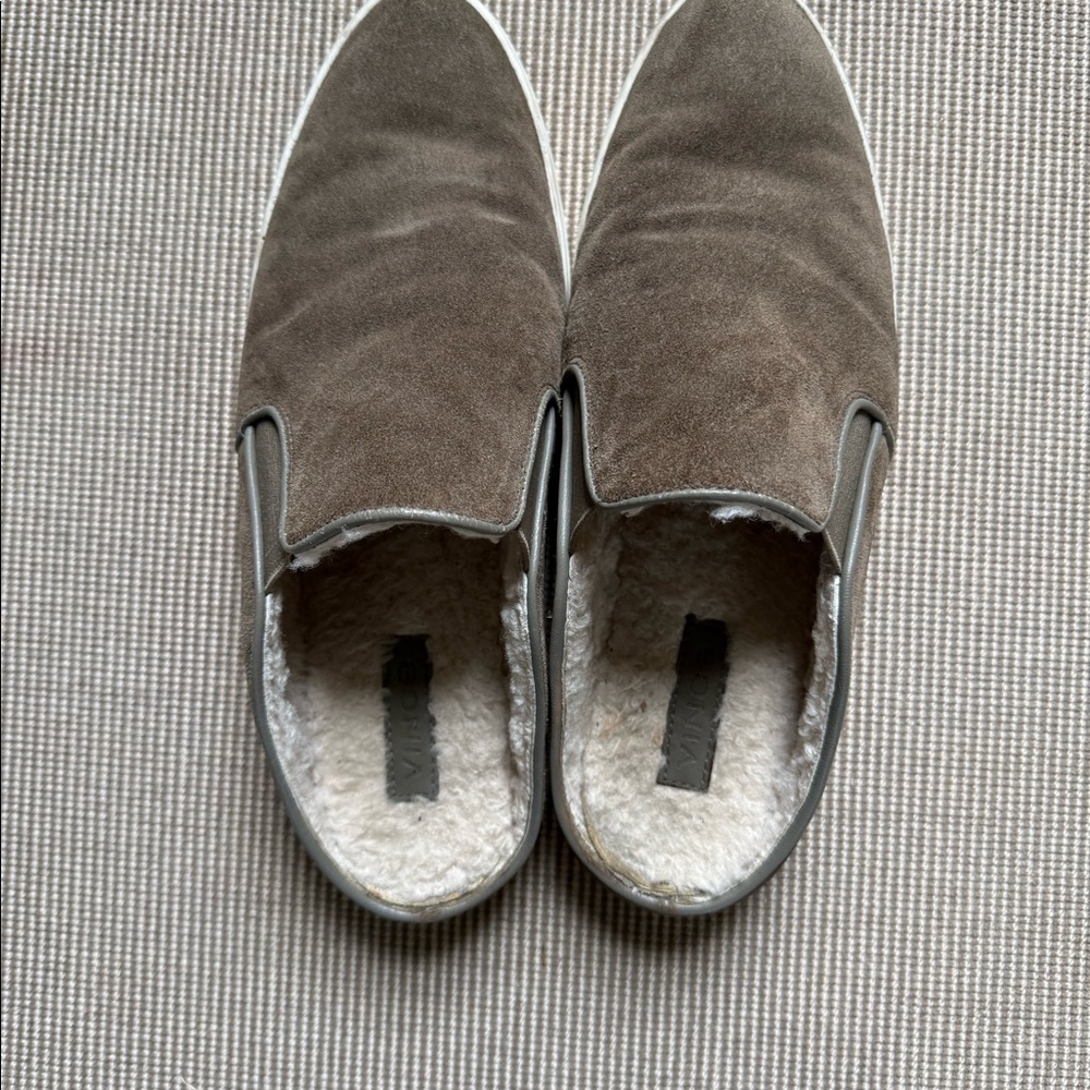 Woman’s Vince sneaker mules taupe Sz 8